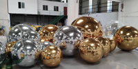 Ballon gonflable géant doré/argenté suspendu en forme de boule à miroir pour les fêtes de mariage et les décorations d'événements Sphère scellée en miroir