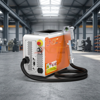 Machine de nettoyage laser portable 100/200/300W pour le décapage de la rouille, des graffitis et de la peinture sur métal, pierre et surfaces industrielles