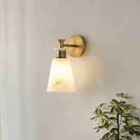 Applique murale moderne de luxe en albâtre, abat-jour cylindrique en pierre, métal laiton minimaliste pour projet hôtelier, chambre et couloir