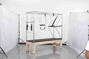 الأكثر مبيعًا أفضل سعر خشبي يوجا بيلاتيس من البلوط طقم من خمس قطع كرسي بيلاتيس متعدد الوظائف جهاز مصلح كاديلاك - Product Image 3