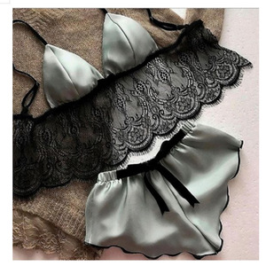 Conjunto de pijama de camisola y pantalones cortos de imitación de seda para mujer, estilo europeo y americano, holgado, informal, cómodo, con encaje. - Product Image 2