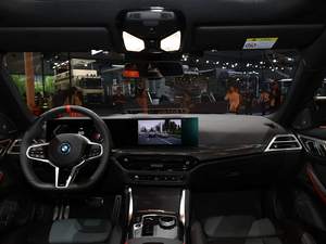 BMW <span class=keywords><strong>i4</strong></span> <span class=keywords><strong>M60</strong></span> 2025 : Le véhicule électrique compact haut de gamme 5 portes et 5 places le plus vendu - Product Image 4