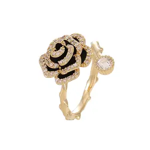 Zwarte Camellia Ring Dames Niche Design Licht Luxe High-End Prachtige Mode Persoonlijkheid Open Wijsvinger Ring