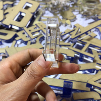 Insegna Luminosa LED Personalizzata, Lettere in Acrilico Cristallo, Logo 3D in Acciaio Inox Spazzolato Oro, Segnaletica Retroilluminata per Negozi