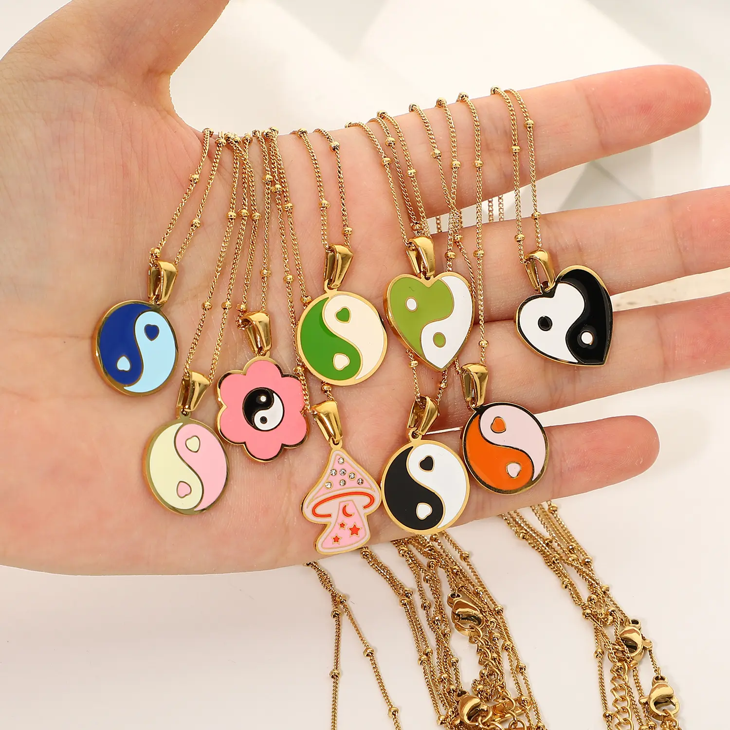 Gold plated stainless steel colorful disc tai chi gossip pendant colorful enamel necklace