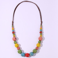 Collier artisanal en céramique colorée avec pampilles perlées pour femme, style ethnique, chaîne de pull en cuir émaillé floral (NL852)