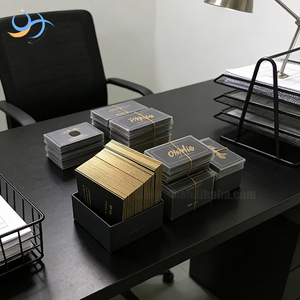 Bolígrafo de Lujo con Borde Dorado para Negocios |   Tarjetas de Visita y Marca Corporativa Impresas en Dorado sobre Cartulina Negra Mate Gruesa de Primera Calidad - Product Image 3