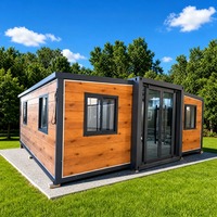 Maison conteneur extensible de luxe moderne de 40 pieds, villa préfabriquée 2-3 chambres avec cuisine et salle de bain, structure en acier léger