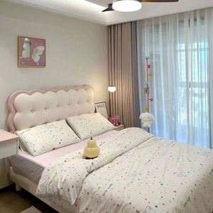 Lit de repos moderne minimaliste en bois crème |   Conception confortable et ajustable de forme ronde pour filles et garçons - Product Image 6
