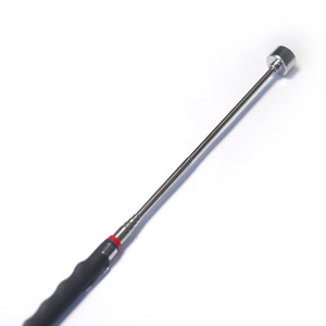 Outil de ramassage magnétique 30 lb, tige extensible à 6 sections avec clip pour stylo, outil de réparation automobile - Product Image 4