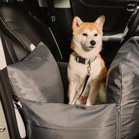 Siège de voiture pour chien imperméable OEM |   Coussin de siège arrière en peluche doux |   Portable et lavable |   SUV universel |   Toutes les saisons |   Logo personnalisé |