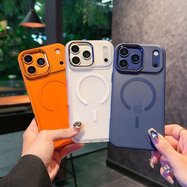 New Fashion Frosted Magnetic Shockproof Mobile Phone Case with Camera Protection for iPhone 17 16 15 14 13 Pro Max Plus Air