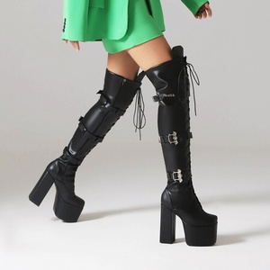 Nuevo estilo, <span class=keywords><strong>botas</strong></span> <span class=keywords><strong>de</strong></span> tacón para <span class=keywords><strong>mujer</strong></span>, <span class=keywords><strong>bonitas</strong></span> <span class=keywords><strong>botas</strong></span> largas por encima <span class=keywords><strong>de</strong></span> la rodilla <span class=keywords><strong>de</strong></span> PU <span class=keywords><strong>de</strong></span> patente para <span class=keywords><strong>mujer</strong></span>, zapatos <span class=keywords><strong>de</strong></span> plataforma con hebilla cuadrada y cordones para <span class=keywords><strong>mujer</strong></span> - Product Image 2
