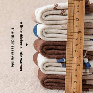 Chaussettes mi-mollet décontractées automne-hiver pour grands enfants, en molleton épais tricoté, respirantes, antidérapantes, séchage rapide, motif ours de dessin animé - Product Image 2