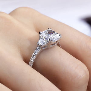 Bague en platine avec diamant taille coussin Messi Jewelry MSR-1359 pour femme - Product Image 5