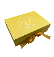 Schlussverkauf magnetische Geschenkbox rosa Verpackung benutzerdefiniertes Logo gedrucktes magnetisches Klapppapier flaches Paket Perücke Geschenkboxen mit Griff