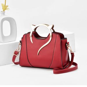 Sac à bandoulière de luxe Maxfree pour femme, motif chat, en cuir PU imperméable, mignon - Product Image 6
