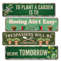 Panneau mural décoratif en métal vert foncé pour jardin, motif outils de jardinage et plantes florales