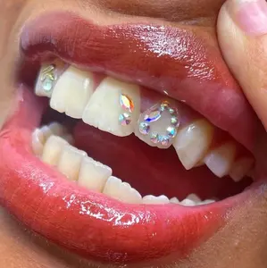 Yantuo Bling vari colori dente gemma senza piombo strass Non Hotfix pietre di cristallo a forma di Bling strass di alta qualità in vetro