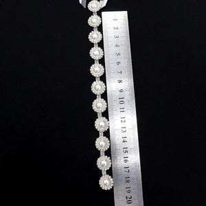 D030 vente en gros de chaîne en cristal de roche délicate chaîne ronde en strass <span class=keywords><strong>pour</strong></span> la fabrication de coupe de décoration de vêtement - Product Image 3