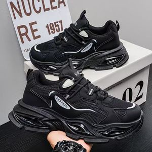 Scarpe da <span class=keywords><strong>Uomo</strong></span> Estive 2026 Nuove Tendenze Versatili Scarpe Sportive Casual con Suola Spessa Scarpe da Papà con Rialzo - Product Image 1