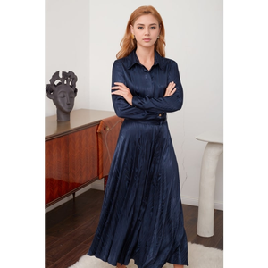 Moda nuevo satén azul <span class=keywords><strong>oscuro</strong></span> patrón <span class=keywords><strong>oscuro</strong></span> solapa botón manga larga corbata plisado hendidura vestido largo lujo elegante señoras vestidos - Product Image 1