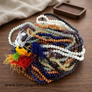 Collier de prière Jap Mala fait main en pierres de cristal d'améthyste naturelle, perles circulaires avec pompon violet - Product Image 2