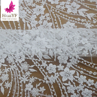 HY2278 Offre Spéciale blanc français broderie lourde 3d perles perlées dentelle avec paillettes tissu
