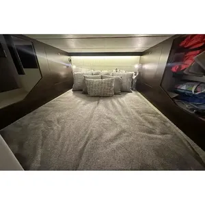 Cruisers Yachts 38 GLS OB 2024, Barco de Pesca de Fibra de Vidrio, para Patrullaje, Transporte, Deportes Acuáticos, con Motor de Vacío - Product Image 6