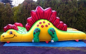 Tobogán de dinosaurio Dudley púrpura y amarillo de 12 pies X 22 pies para patio trasero, tobogán inflable <span class=keywords><strong>Dino</strong></span> para niños - Product Image 2