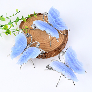 Mariposa de Cristal de Alta Calidad al por Mayor, Mariposa de Ágata de Encaje Azul Natural para Decoración y Sanación - Product Image 1