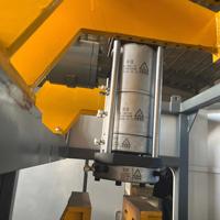 Máquina Automática de Moldeo por Soplado para Bidones de Plástico de 5L, Producción de Bidones de HDPE, Alto Rendimiento, Suministro de Fábrica