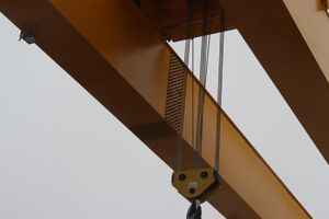 Grúa Pórtico de Doble Viga de Alta Resistencia de 25T 30T 35T 40T 50T 60T 70T 80T 90T 100T 120T con Cabrestante - Product Image 2