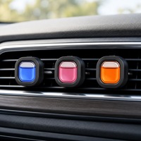Clips de parfum pour grille d'aération de voiture compacte avec inserts aromatiques colorés, diffuseur d'huiles fraîches longue durée