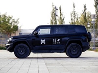 Dongfeng Warrior 917 Voiture électrique hybride à autonomie étendue tout-terrain 3 moteurs 2024