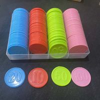 Jetons de poker en plastique pour centre de jeux, personnalisables, avec impression, haute qualité, gaufrés, jetons en plastique transparent sur mesure
