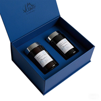 Boîte de pot de bougie magnétique en forme de livre imprimé personnalisé mousse d'emballage en carton rigide pour les cadeaux cosmétiques revêtement UV options de gaufrage