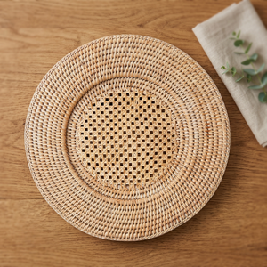 HH HHW-007 Handwoven Bamboo <b>Round</b> Braided Luxury <b>Placemat</b> with Adjustable Design 300mm Diameter Natural Coasters - Product Image 3