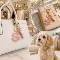 Porte-clés personnalisé avec logo, lettre initiale tendance, pendentif léger A-Z avec pompon