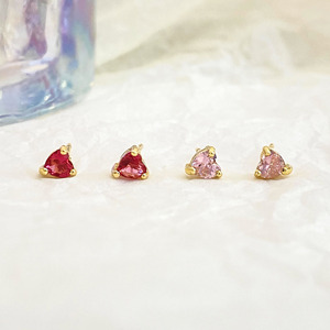 Wholesale Cute Design 18k Gold Plated Multi Color Cubic Zirconia <b>Small</b> Heart <b>Stud</b> <b>Earrings</b> for Women - Product Image 2
