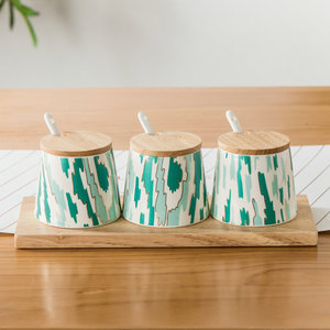 Bán Buôn Terrazzo Decal Đựng Gia Vị 3 <span class=keywords><strong>Pcs</strong></span> Nhà Bếp Gốm Muối Lọ Gia Vị Với Khay Tre - Product Image 2