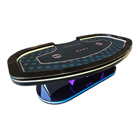 Table de poker Texas personnalisée YH OEM avec piétement en forme de W, tapis noir, éclairage LED cyan, rail en cuir magenta lumineux, style casino