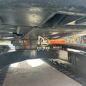 Excavatrice sur pneus Hyundai HX220HD d'occasion, capacité de la benne de 1,34 m³, forte puissance de creusement, prix bas - Product Image 4