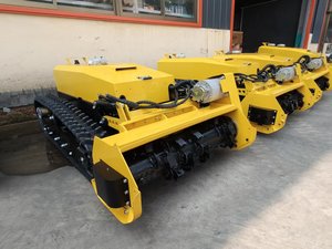 Machine de broyage de branches télécommandée pour les forêts montagneuses ; équipement de déchiquetage des débris sur pentes raides - Product Image 6
