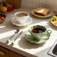 Fabricant d'équipement d'origine Ensemble de tasses et soucoupes en céramique de couleur et de motifs floraux personnalisables pour café et décoration intérieure Vente en gros en vrac