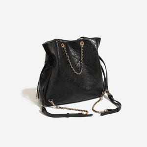 <span class=keywords><strong>Zaino</strong></span> a Catena in PU Effetto Cuoio Cerato Stile College con Motivo a Rombi, Nuovo Modello 2025 da <span class=keywords><strong>Donna</strong></span>, Traspirante, Grande Capacità, per Pendolari, con Coulisse, Portafortuna - Product Image 3