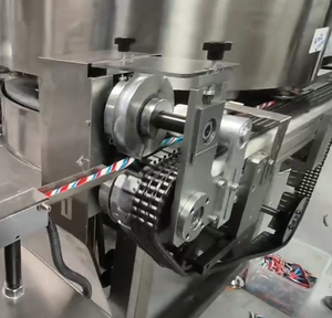 Ligne de production automatique de sucettes en forme de canne à sucre, en forme de parapluie, en forme de béquille, production de bonbons durs, fabrication de sucettes, machine à fabriquer des cannes à sucre - Product Image 3