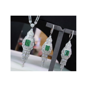 Collar de Lujo con Baño de Rodio, Plata de Ley 925, Estilo Vintage, Simulación de Esmeralda, Circonita Cúbica, Elegante, Unisex - Product Image 1