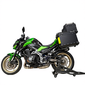 กระเป๋าข้างมอเตอร์ไซค์หนัง M-Biker สำหรับ Kawasaki Z900 แบบติดตั้งบนโครงรถ ทำจากอะลูมิเนียม น้ำหนัก 18 กก. ขนาด 110x35x30 ซม. สำหรับรถที่ใช้งานแล้ว สภาพใช้งานได้ - Product Image 1