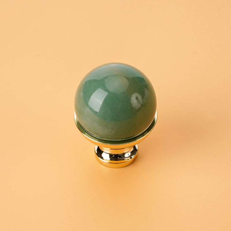 jade à trou unique